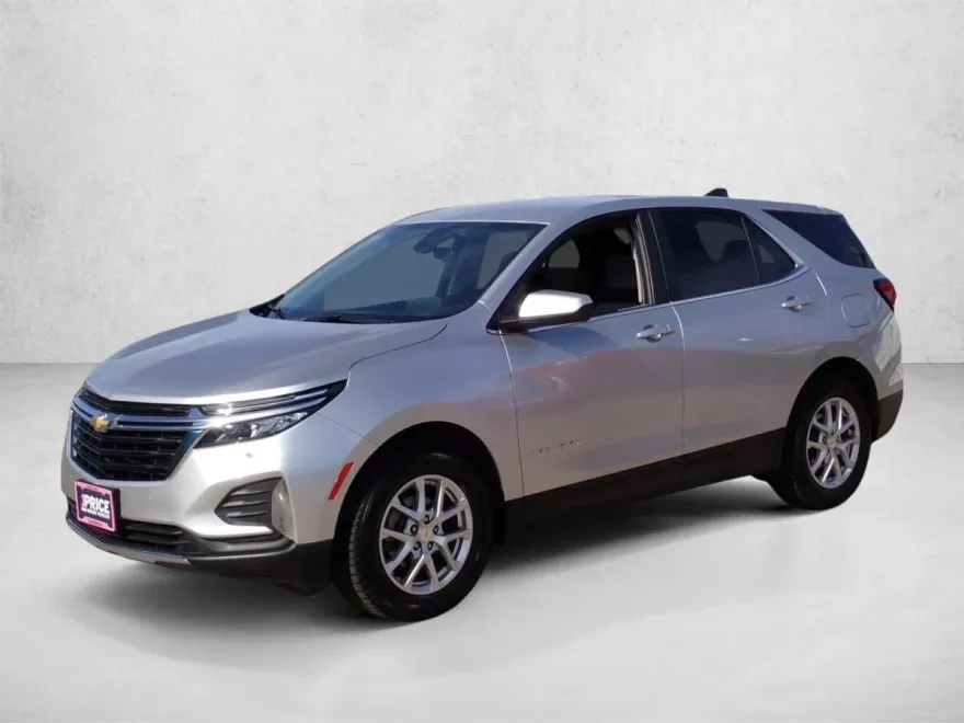 2022 Chevrolet Equinox LT photo 1