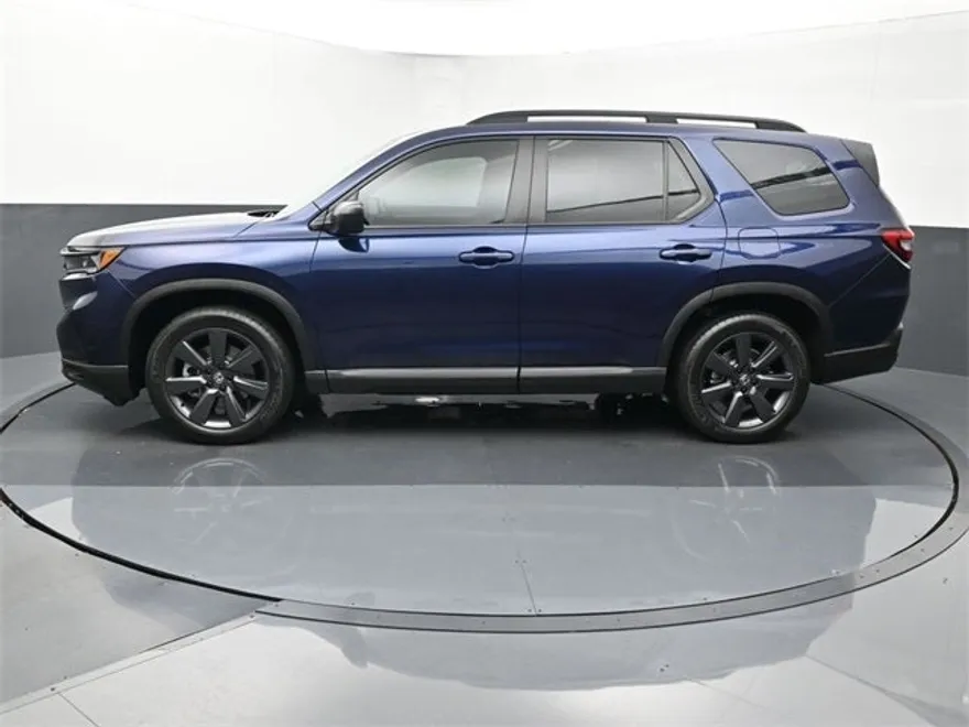 2025 Honda Pilot Sport photo 1