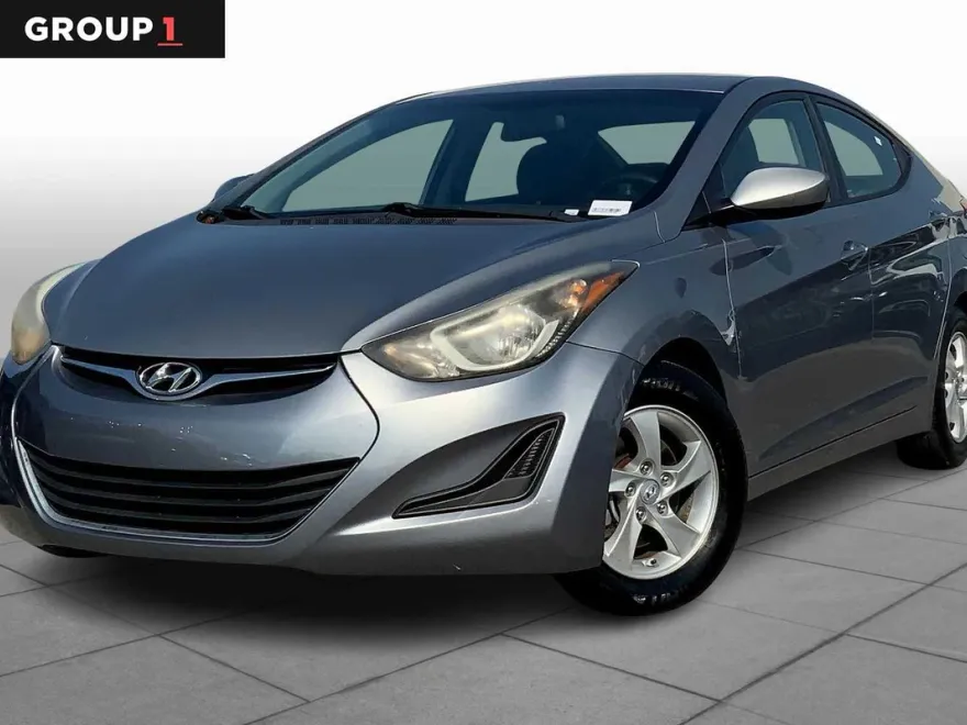 2014 Hyundai Elantra SE photo 1