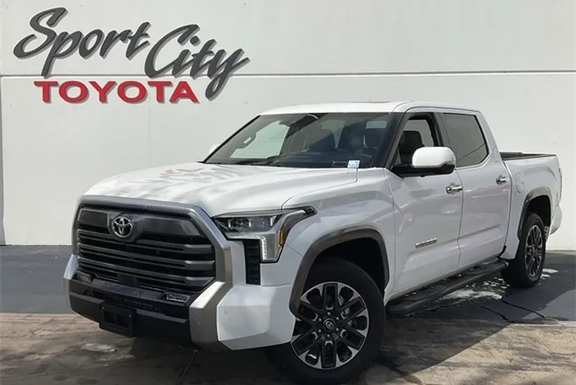 2025 Toyota Tundra Limited photo 1
