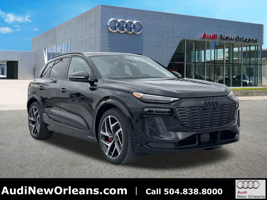 2025 Audi SQ6 photo 1