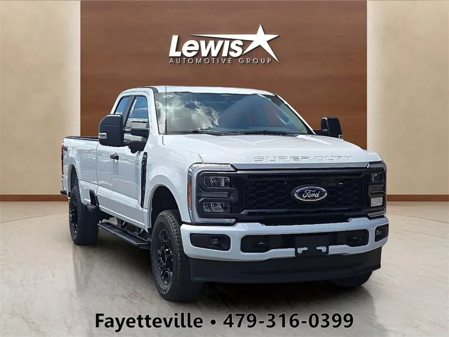 2025 Ford F-250 photo 1