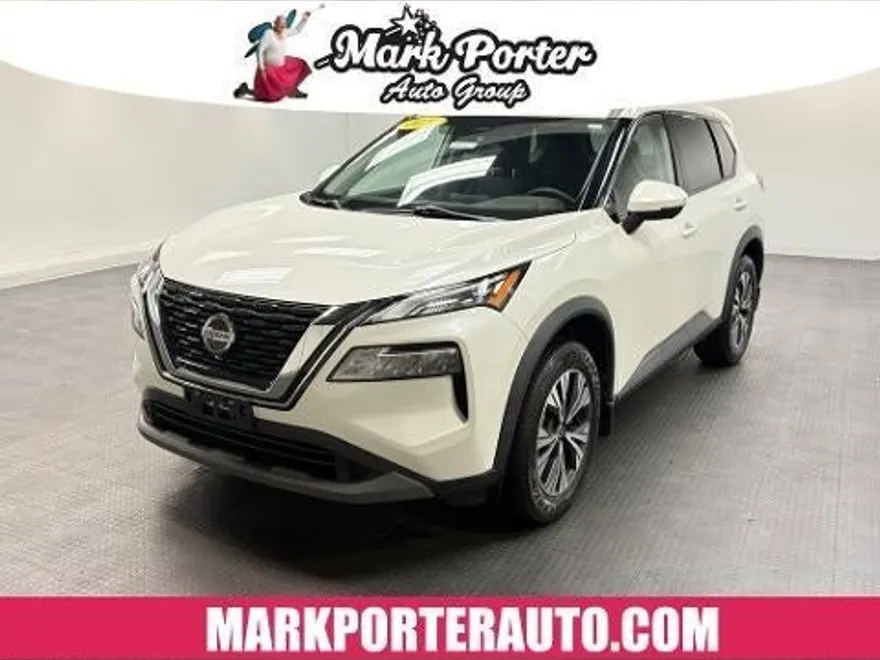 2021 Nissan Rogue SV photo 1
