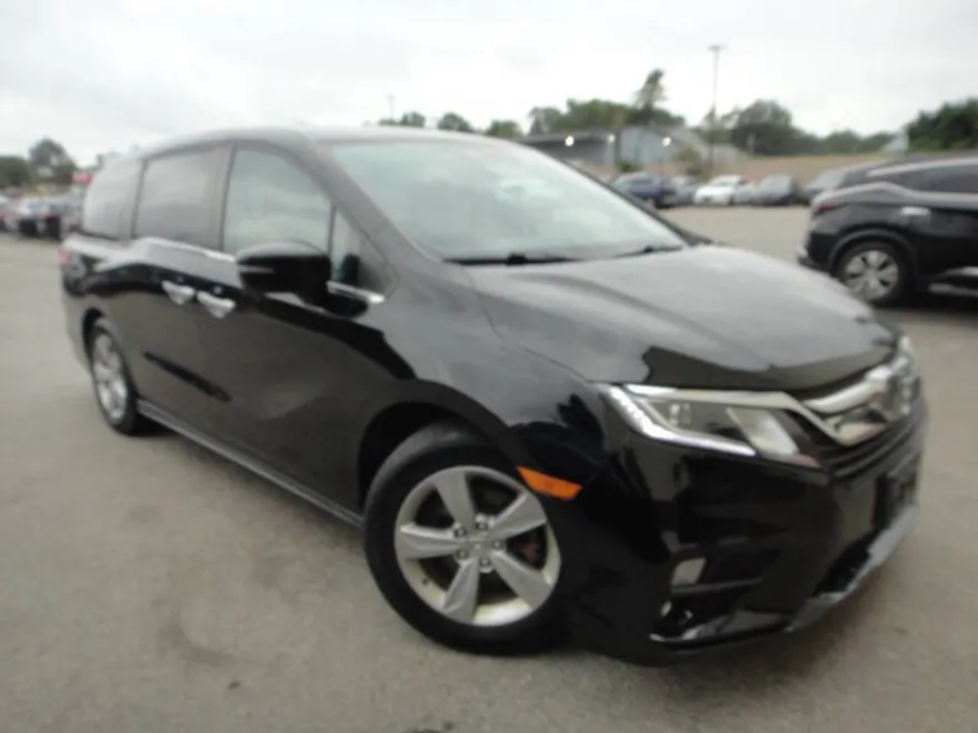 2019 Honda Odyssey EX photo 1