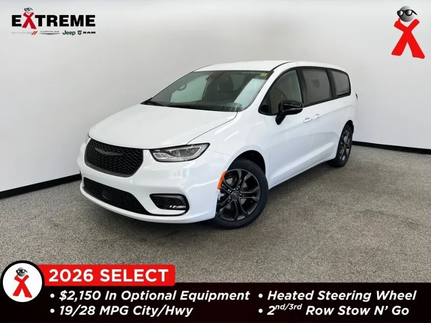 2026 Chrysler Pacifica photo 1