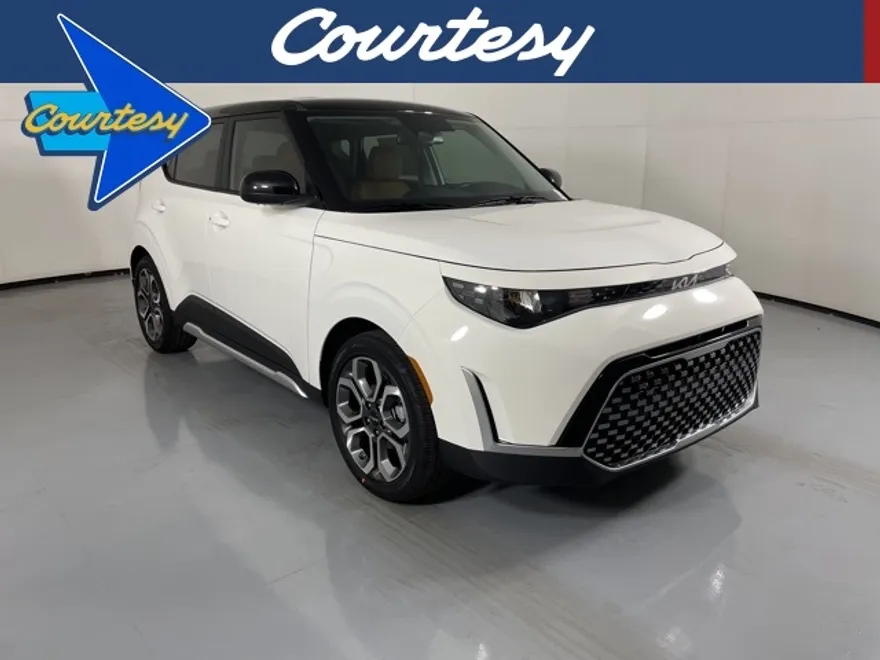 2025 Kia Soul EX photo 1