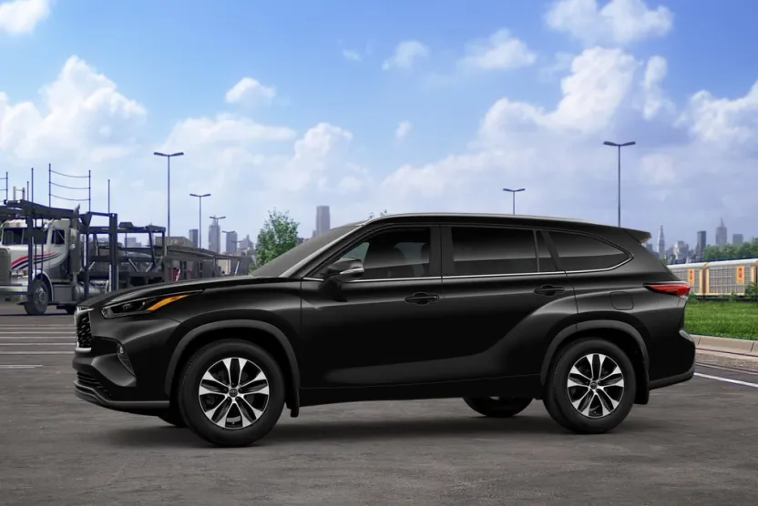 2025 Toyota Highlander XLE photo 1