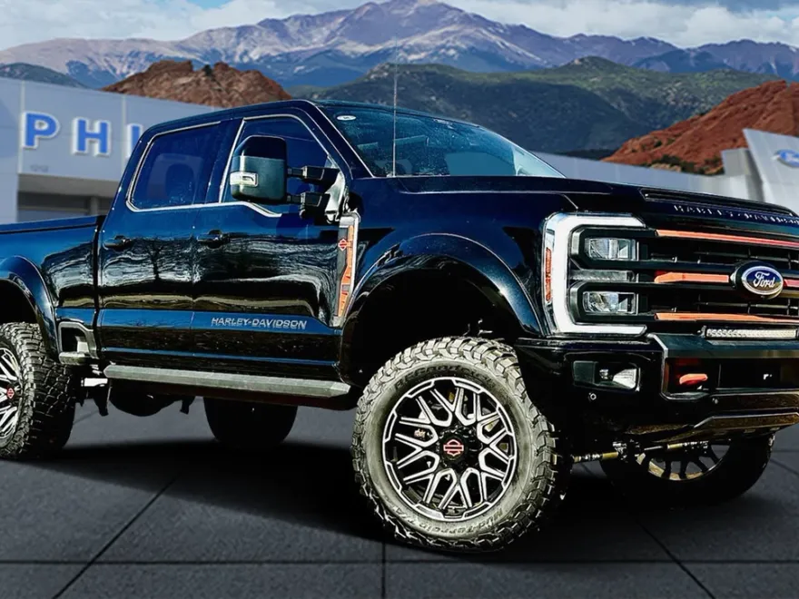 2024 Ford F-250 Lariat photo 1