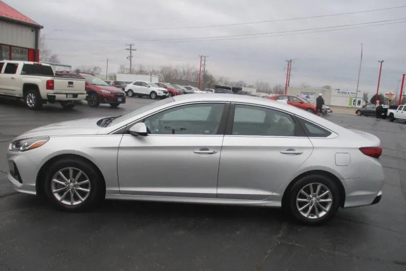 2018 Hyundai Sonata Eco photo 1