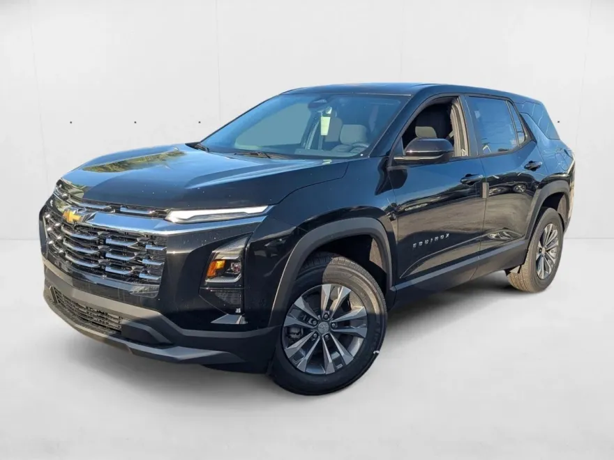 2026 Chevrolet Equinox LT photo 1