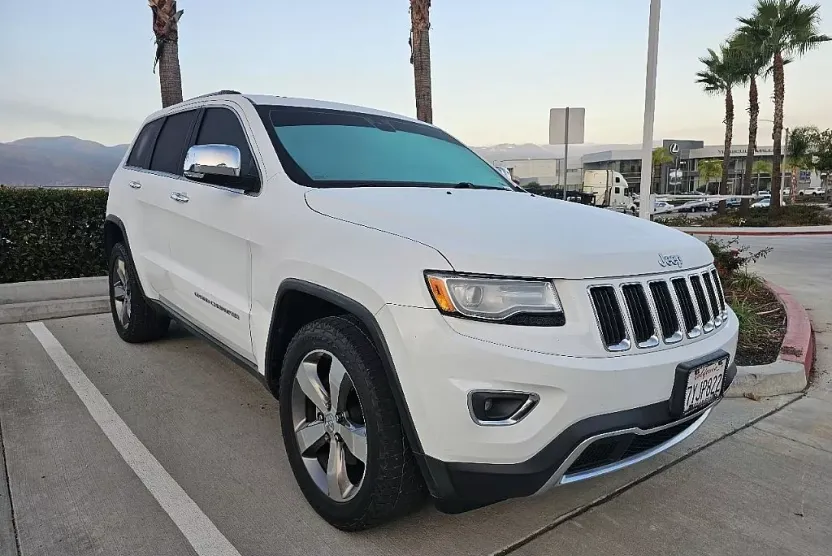2015 Jeep Grand Cherokee Limited photo 1