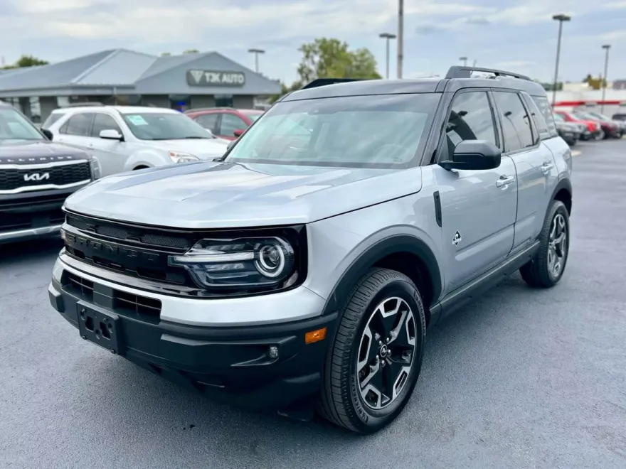 2021 Ford Bronco Sport Outer Banks photo 1