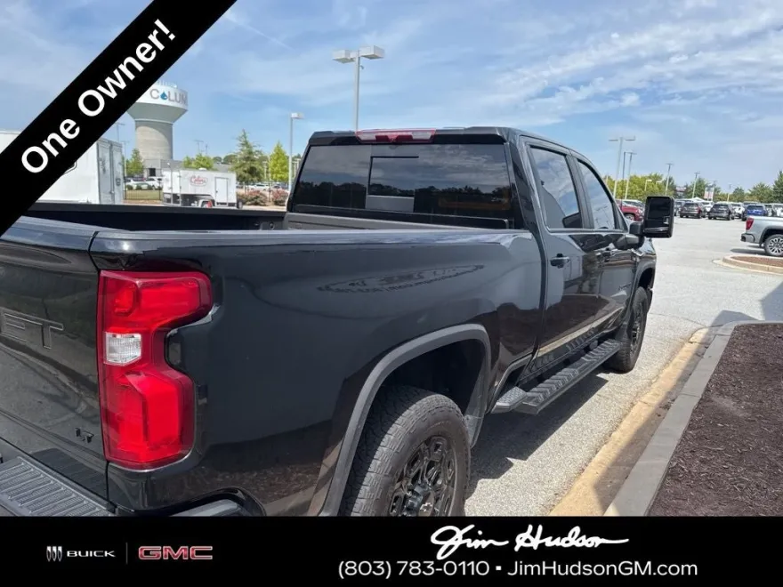 2024 Chevrolet Silverado 2500HD LT photo 1