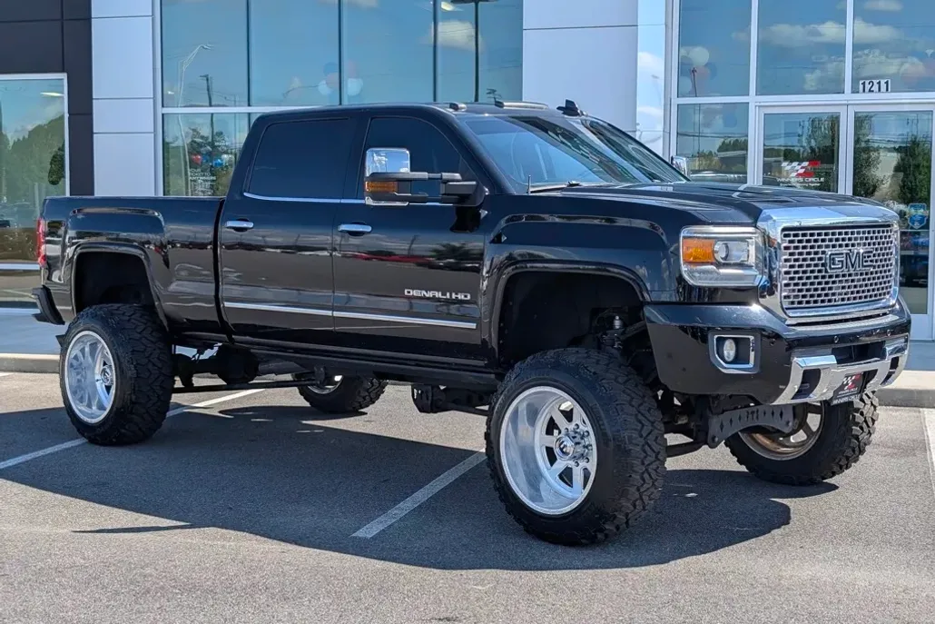 2015 Gmc Sierra Denali photo 1