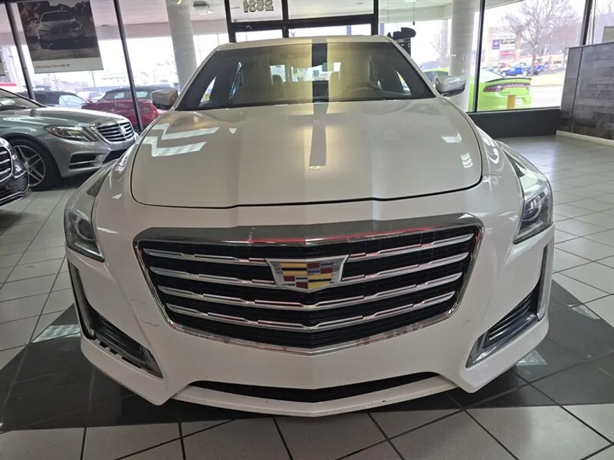 2019 Cadillac CTS Luxury photo 1