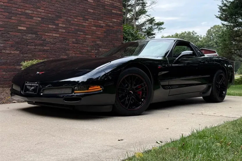 2003 Chevrolet Corvette Z06 photo 1