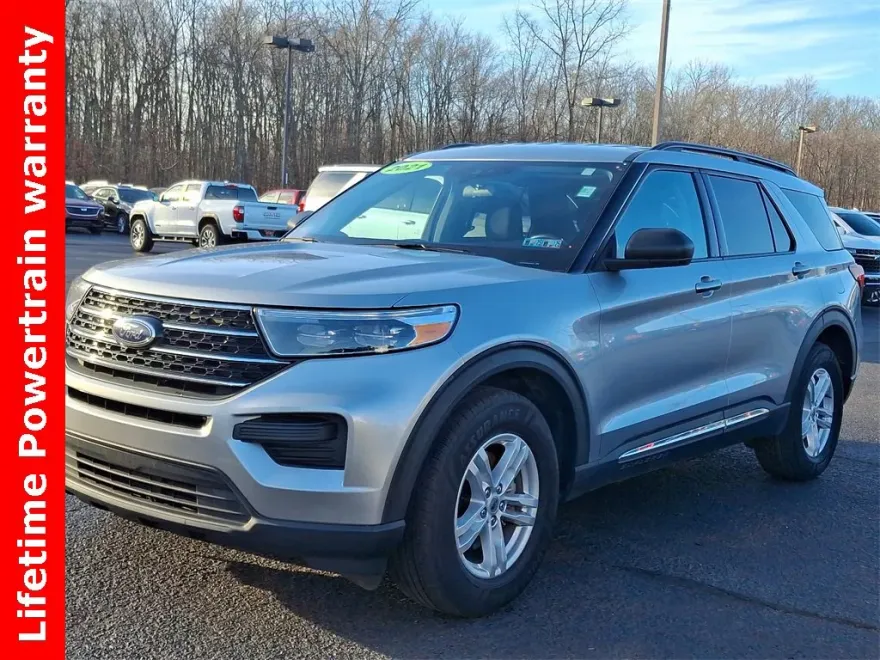 2021 Ford Explorer XLT photo 1