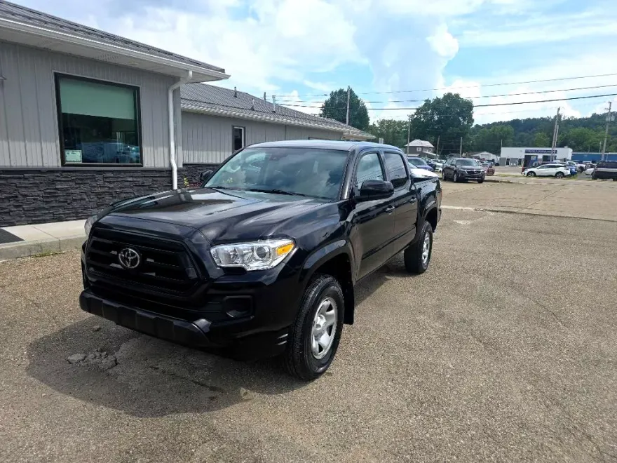 2022 Toyota Tacoma Double Cab photo 1