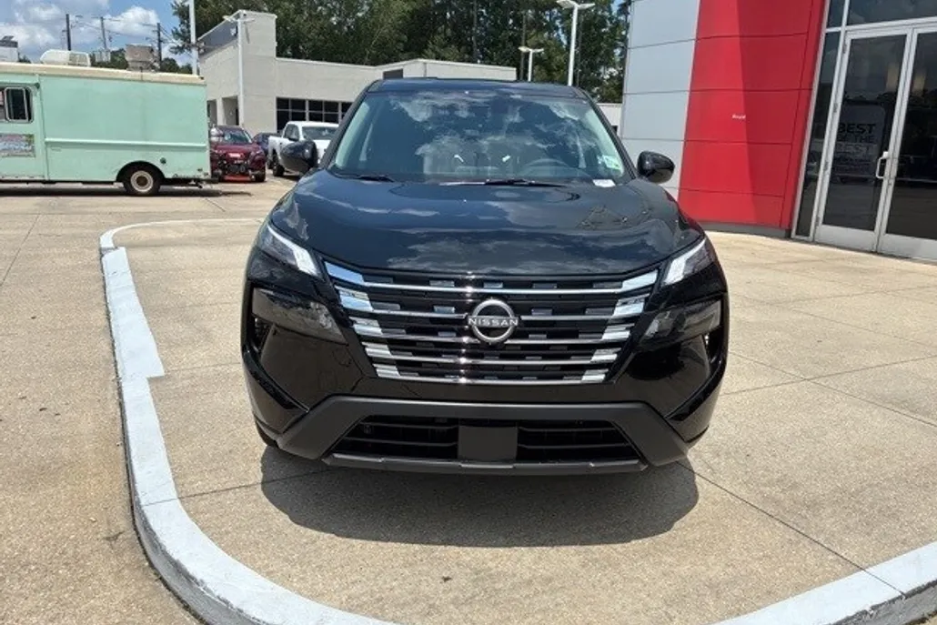 2026 Nissan Rogue SV photo 1