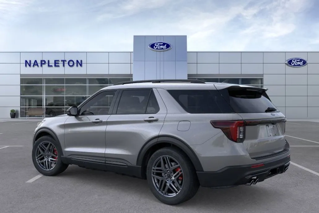 2025 Ford Explorer ST photo 1