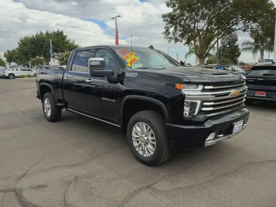 2022 Chevrolet Silverado 3500HD High Country photo 1
