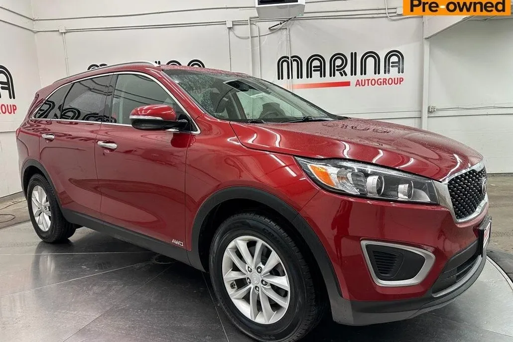 2016 Kia Sorento LX photo 1
