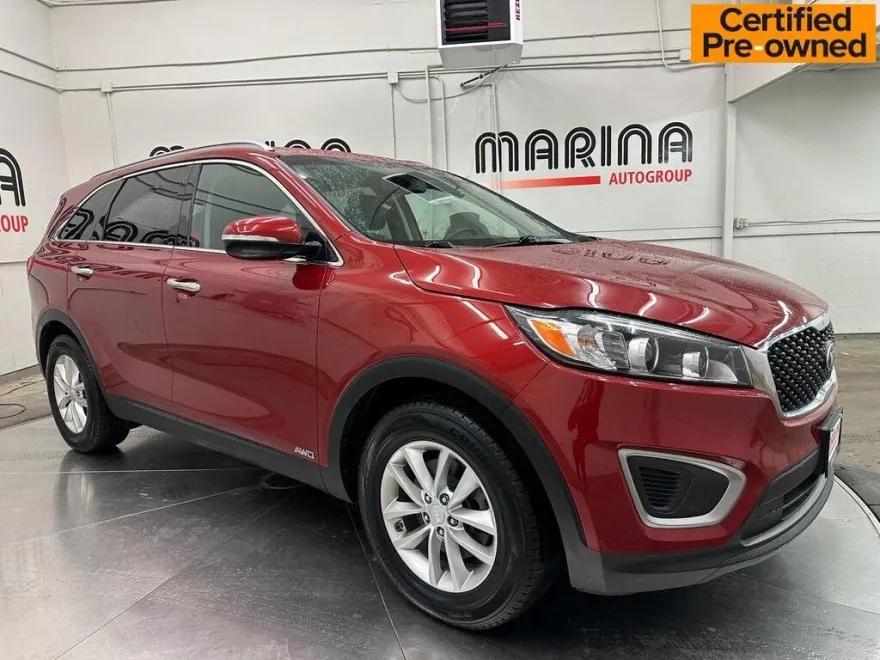 2016 Kia Sorento LX photo 1