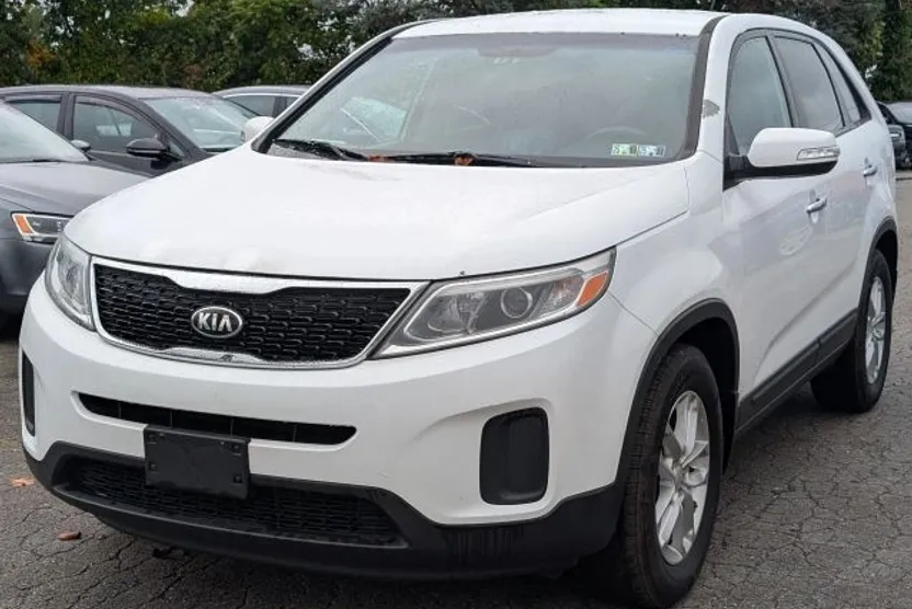 2015 Kia Sorento LX photo 1