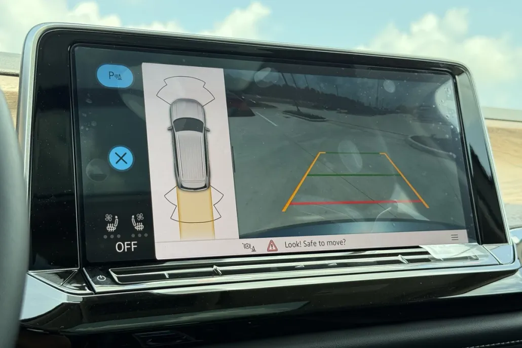 2025 Volkswagen Atlas SE Technology photo 1
