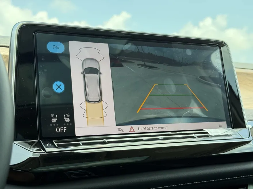 2025 Volkswagen Atlas SE Technology photo 1