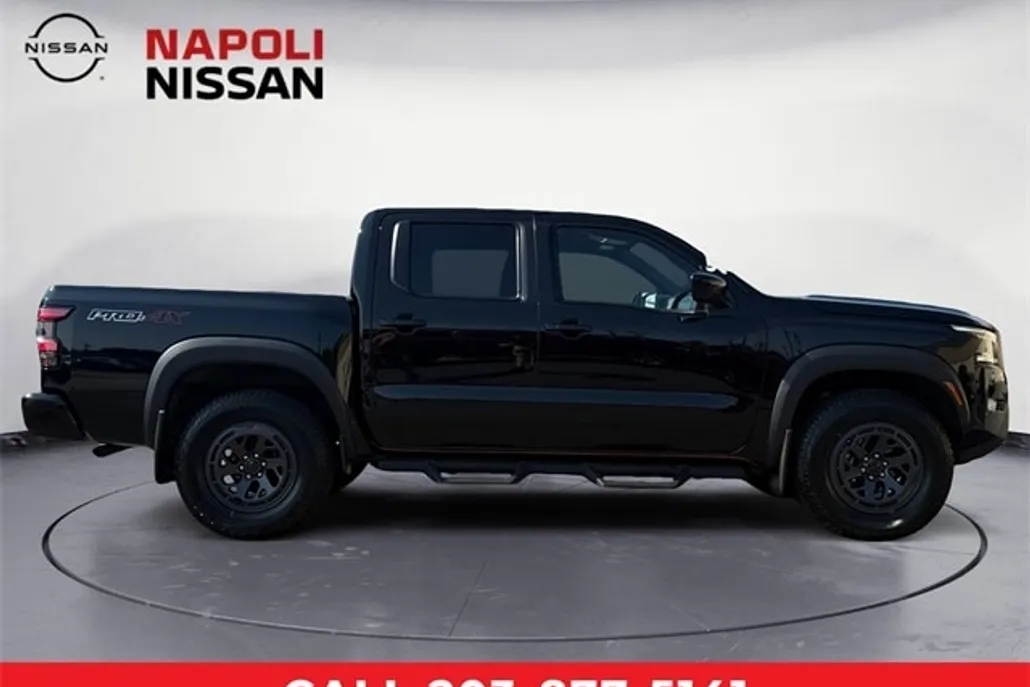 2024 Nissan Frontier PRO-4X photo 1