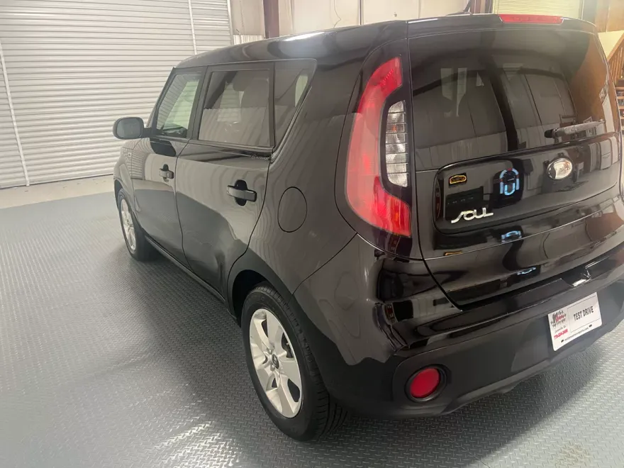 2018 Kia Soul Base photo 1