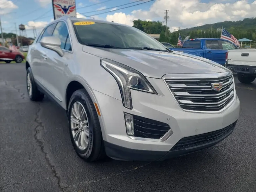 2017 Cadillac XT5 Luxury photo 1