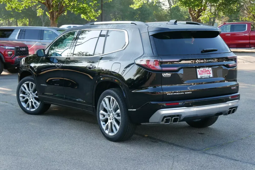 2025 Gmc Acadia Denali photo 1