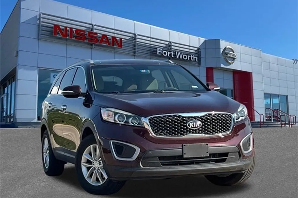 2017 Kia Sorento LX photo 1