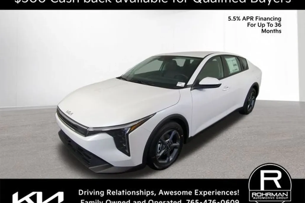 2025 Kia K4 LXS photo 1