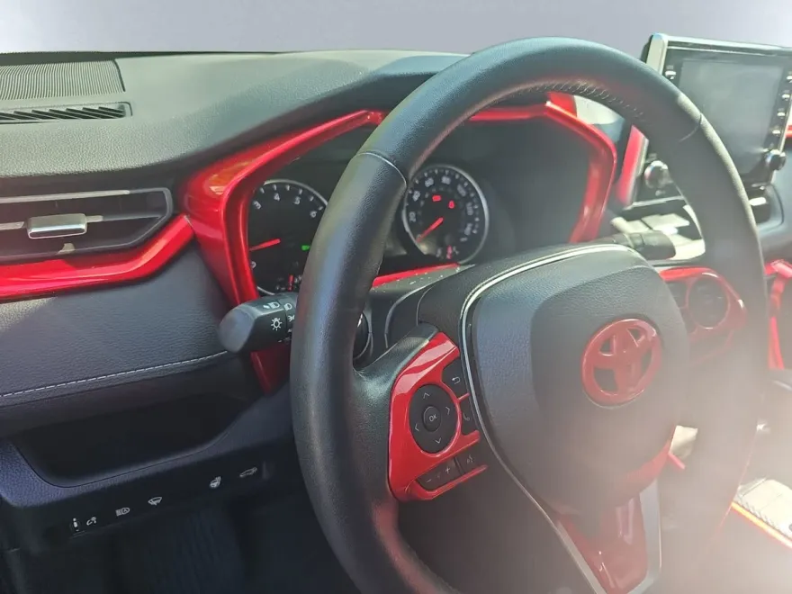 2022 Toyota RAV4 XLE Premium photo 1