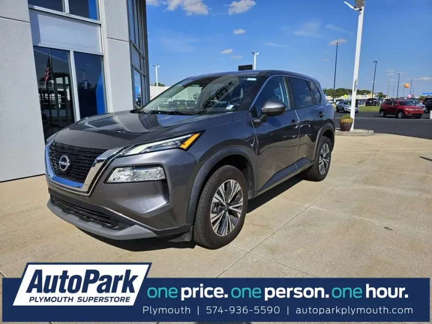2023 Nissan Rogue SV photo 1
