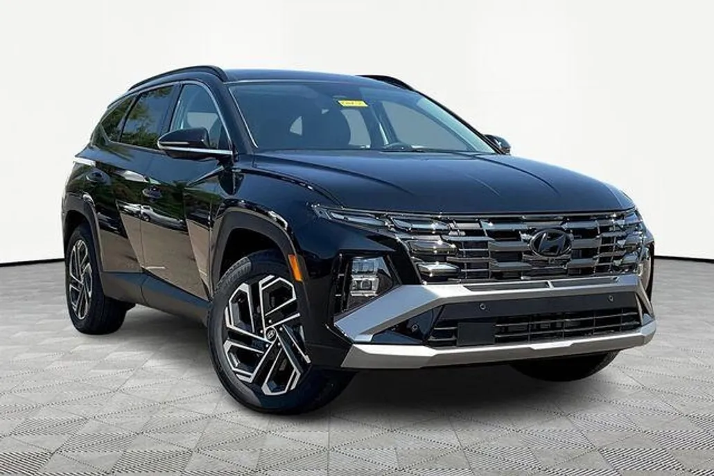 2025 Hyundai Tucson Limited photo 1