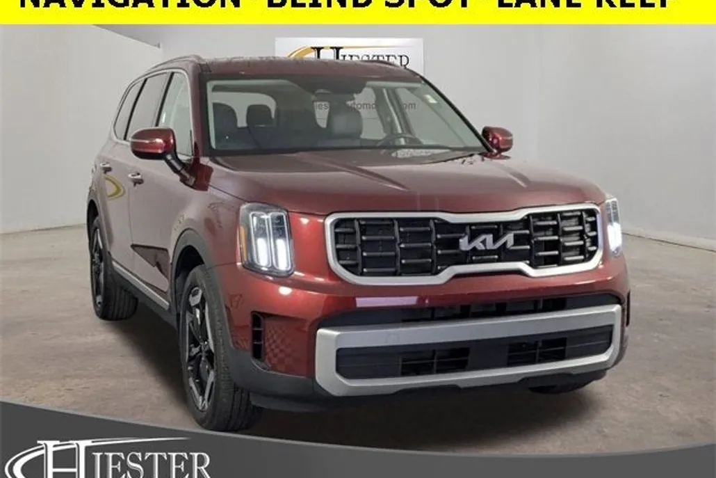 2023 Kia Telluride S photo 1