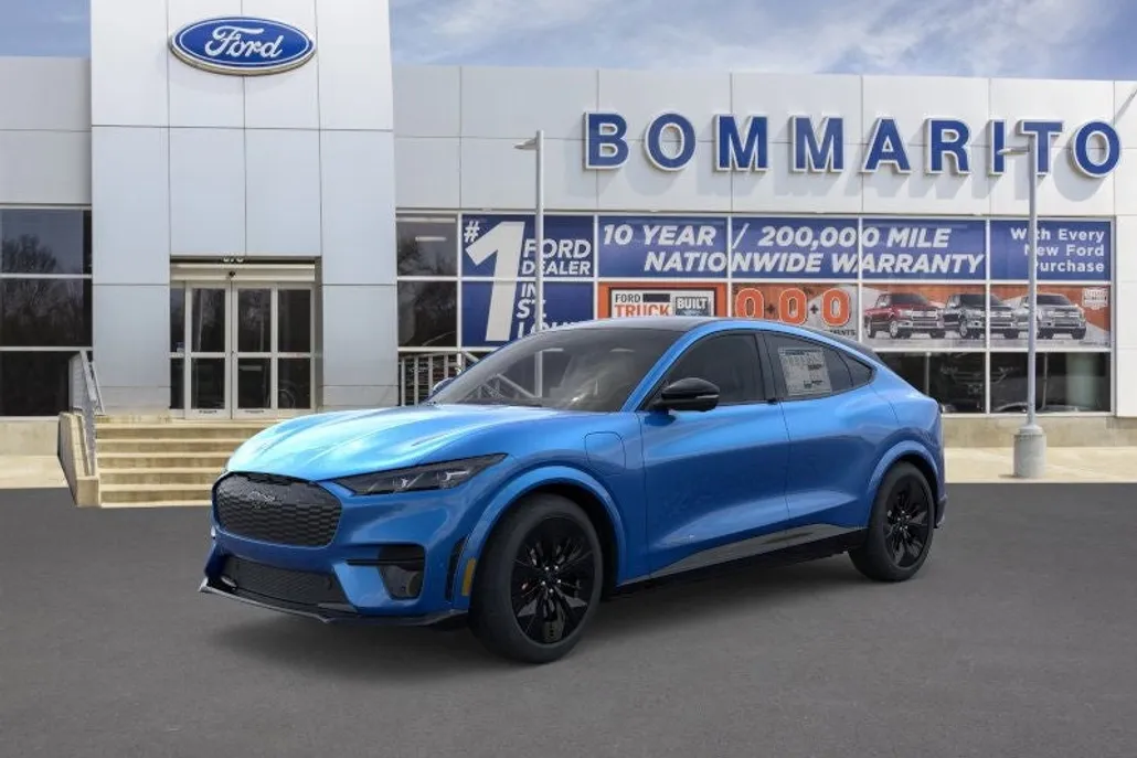 2025 Ford Mustang Mach-E GT photo 1