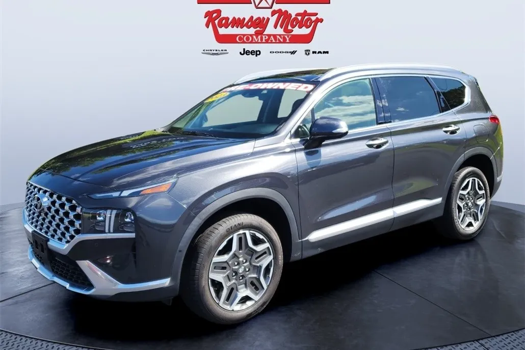2023 Hyundai Santa Fe Limited photo 1