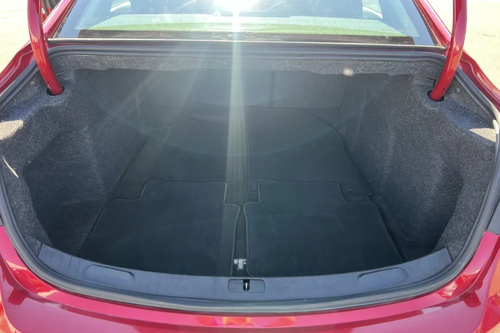 2014 Chevrolet Impala 1LT photo 1
