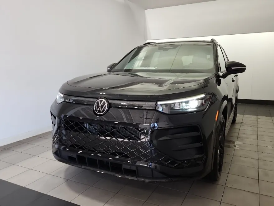 2025 Volkswagen Tiguan SE R-Line Black photo 1