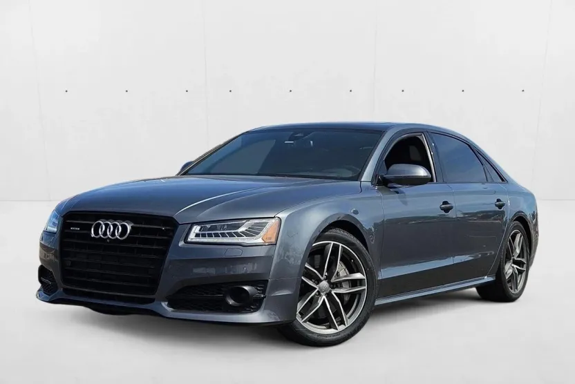 2017 Audi A8 Quattro L photo 1