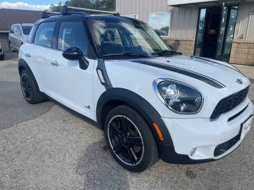 2012 Mini Countryman S ALL4 photo 1