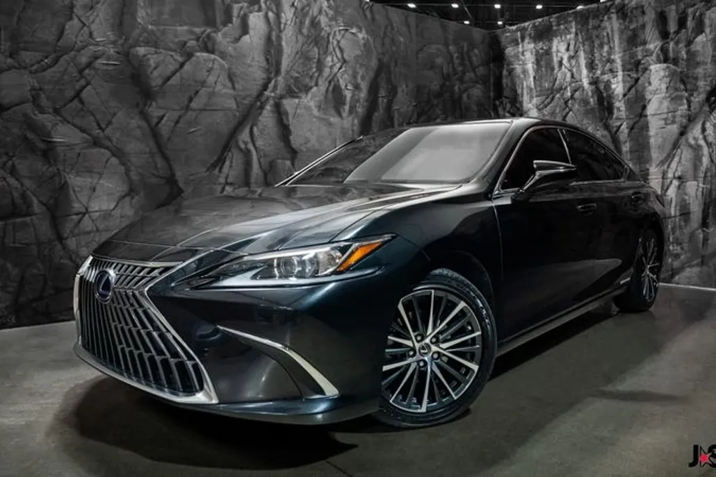 2022 Lexus ES Premium photo 1