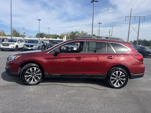 2017 Subaru Outback Limited photo 4
