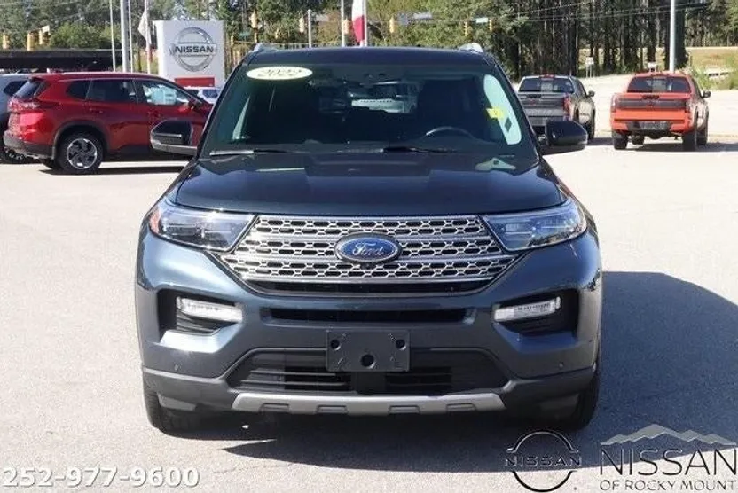 2022 Ford Explorer Limited photo 1