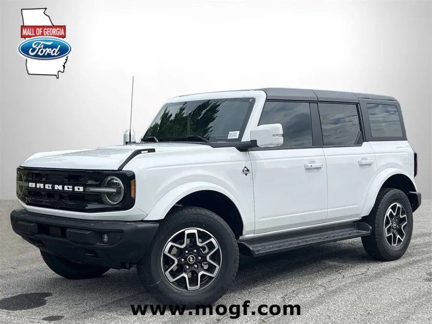2025 Ford Bronco Outer Banks photo 1